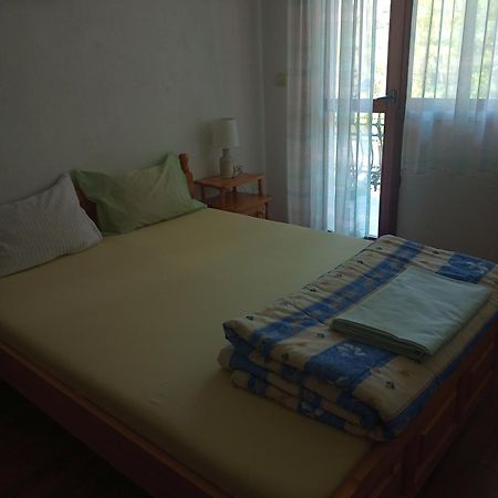 Family Hotel Shisharka Батак Екстер'єр фото